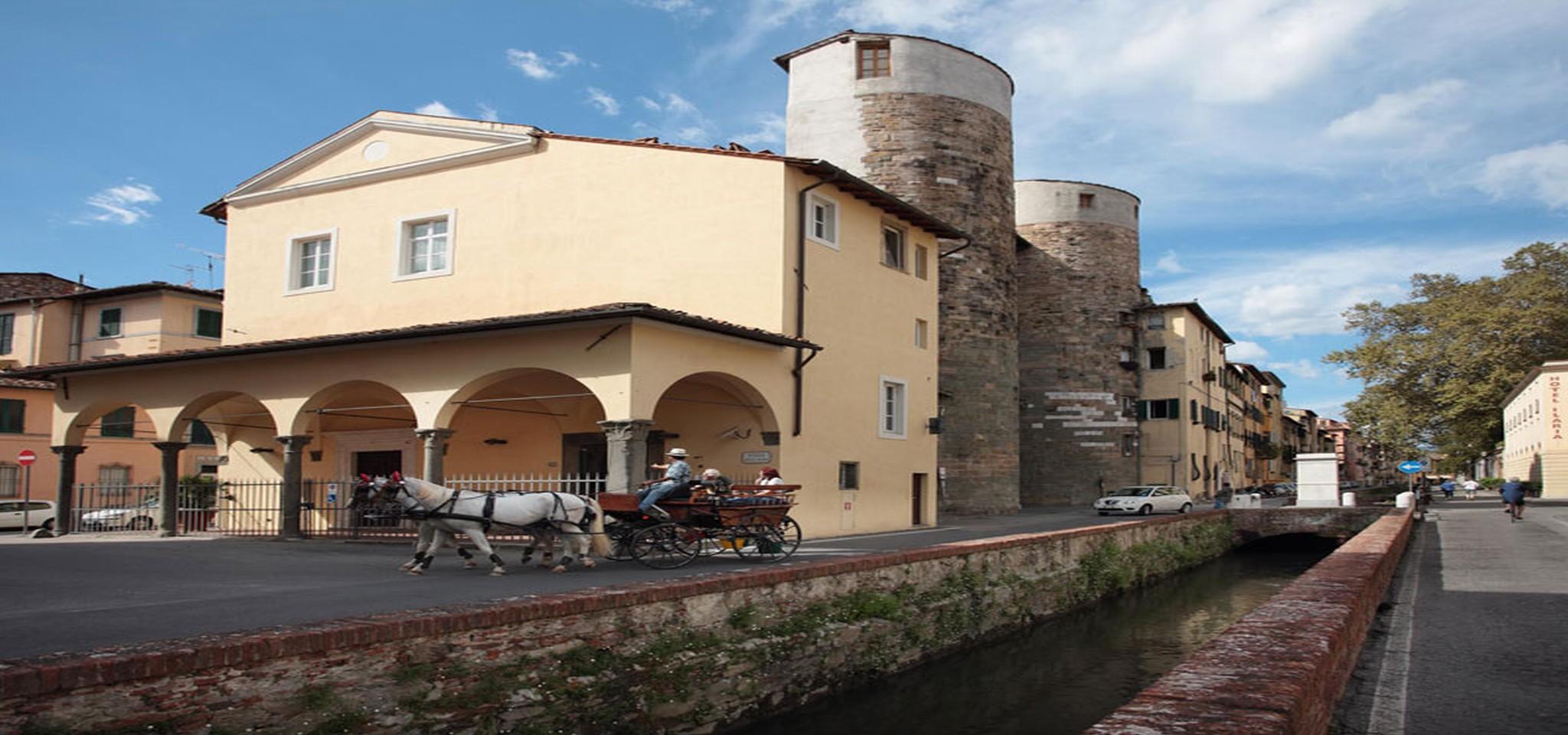 Hotel Ilaria Lucca Luaran gambar